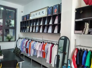 壹戰誠銘服裝樣品展
